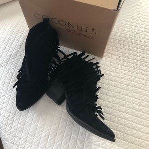 Coconut by Matisse Black Fringed Booties